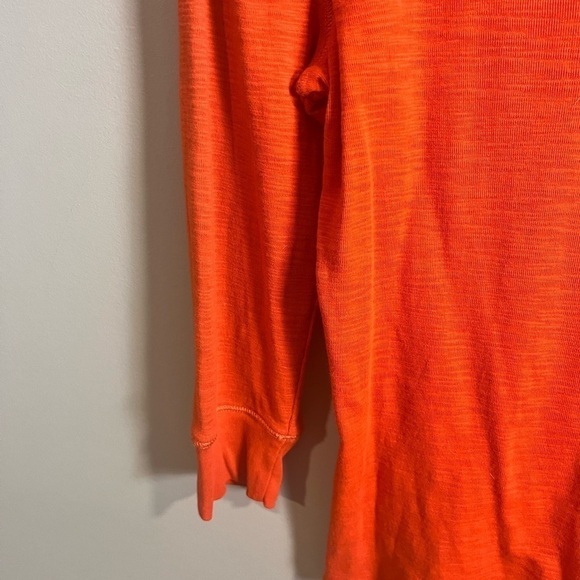 CHAPS Denim 100% Cotton 3/4 Sleeve Leather Lace Front Henley Tee Size Small - Picture 4 of 6